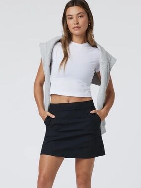 Vuori Meta Performance Skirt/Skort black womens medium